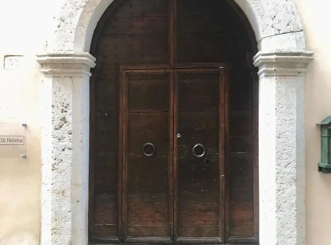 Alojamento de Acomodação e Pequeno-almoço La Casa Di Helena Stroncone