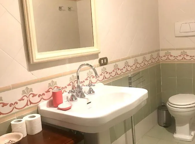 La Casa Di Helena Bed & Breakfast *