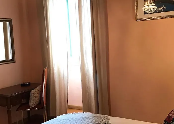 La Casa Di Helena Bed & Breakfast